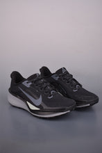 Cargar imagen en el visor de la galería, Nike Reactx Pegasus Trail 5 AGC Black Grey HV8121-104
