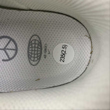 Cargar imagen en el visor de la galería, Air Force 1 07 Low Silver Snow FB1839-333
