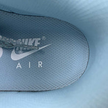 Cargar imagen en el visor de la galería, Air Force 1 07 Low White Light Blue UO6369-568
