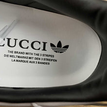 Cargar imagen en el visor de la galería, Adidas x Gucci Gazelle White Black
