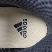 Cargar imagen en el visor de la galería, Adidas Response CL Metal Grey GZ1561
