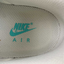Cargar imagen en el visor de la galería, Tiffany &amp; Co. x Air Force 1 07 Low SP Friends and Family Off-White DZ1382-211
