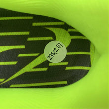 Cargar imagen en el visor de la galería, Air Zoom Pegasus 39 Light Green Fluorescent Green Metallic Green Black DH4072-301
