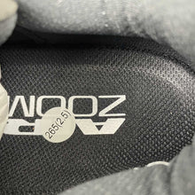 Cargar imagen en el visor de la galería, Pegasus Premium Black Black Metallic Silver Light Blue HQ2592-005
