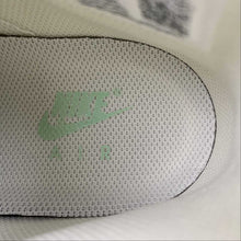 Cargar imagen en el visor de la galería, Air Force 1 07 Mid Cream White Green BY6899-695
