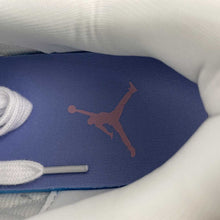 Cargar imagen en el visor de la galería, Jordan CMFT Era White Cobalt Bliss Pink HQ0506-140
