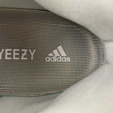 Cargar imagen en el visor de la galería, Adidas Yeezy 500 Gray Cream IE4783
