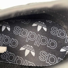 Cargar imagen en el visor de la galería, Adidas SL 72 RS Core Black Core Black Carbon IH8019
