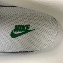 Cargar imagen en el visor de la galería, Air Force 1 07 Low FIFA WORLD CUP White Blue Red Customised DQ7658-300
