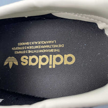Cargar imagen en el visor de la galería, Adidas SL 72 RS Gold Metallic Black JH5110
