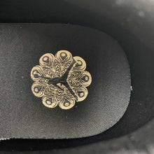 Cargar imagen en el visor de la galería, Air Jordan 1 Low SE CNY Sail Metallic Gold Grain Dark Team Red FJ5735-100

