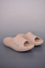 Cargar imagen en el visor de la galería, Nike ReactX Rejuven8 Slide Rose Gold HV4484 601
