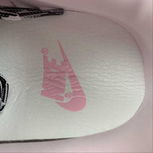 Cargar imagen en el visor de la galería, SB Dunk Low LX Pink Foam White Black DV3054-600
