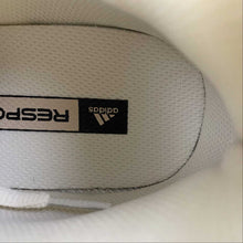 Cargar imagen en el visor de la galería, Adidas Response CL Light Brown GX2505
