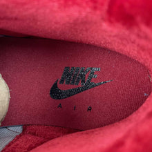 Cargar imagen en el visor de la galería, Air Jordan 3 Retro OG SP White Black Sport Royal IB1482-100
