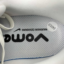 Cargar imagen en el visor de la galería, Nike Zoom Vomero 18 Sail White Pink Purple Extravagante Pink Metallic Silver IM2503-133
