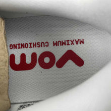 Cargar imagen en el visor de la galería, Nike Vomero Premium White Red HQ2050-718
