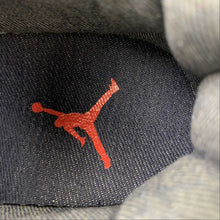 Cargar imagen en el visor de la galería, Levis x Air Jordan 4 Retro Denim AO2571-401
