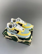 Cargar imagen en el visor de la galería, BAPE STA Nostalgic Yellow Green
