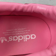 Cargar imagen en el visor de la galería, Adidas Gazelle Indoor Pink Fusion Black JI2585
