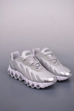 Cargar imagen en el visor de la galería, Air Max Dn8 Metallic Silver HF5509-002
