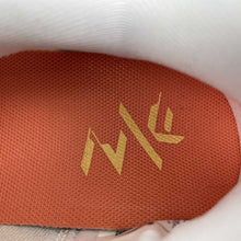 Cargar imagen en el visor de la galería, Zoom fly6 White Black Magic Ember IB6657-108
