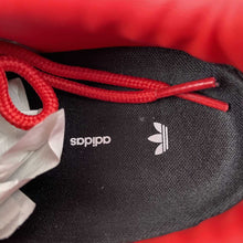 Cargar imagen en el visor de la galería, Bad Bunny x Adidas Gazelle Indoor Red Beige JS5056
