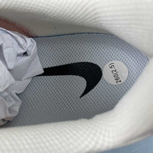 Cargar imagen en el visor de la galería, Nike Air Max 2013 Pale Ivory HF3660-100
