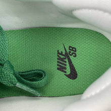 Cargar imagen en el visor de la galería, SB Force 58 Pine Green White DV5477-300
