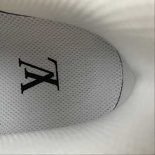 Cargar imagen en el visor de la galería, LV x Air Force 1 07 Low White Black White LV3369 101
