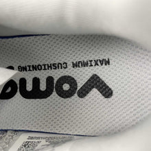 Cargar imagen en el visor de la galería, Nike Vomero Premium Lt Grey White FN8453-035

