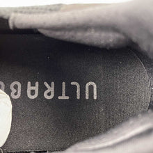 Cargar imagen en el visor de la galería, Adidas UltraBoost 5 Triple Black ID8812
