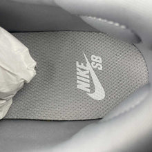 Cargar imagen en el visor de la galería, SB Force 58 Wolf Grey White Wolf Grey CZ2959-004
