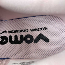 Cargar imagen en el visor de la galería, Nike Vomero Premium Lt Pink Orange FN8453-036
