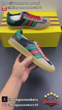 Cargar y reproducir el video en el visor de la galería, Adidas x Gucci Gazelle Black Green Red Leather
