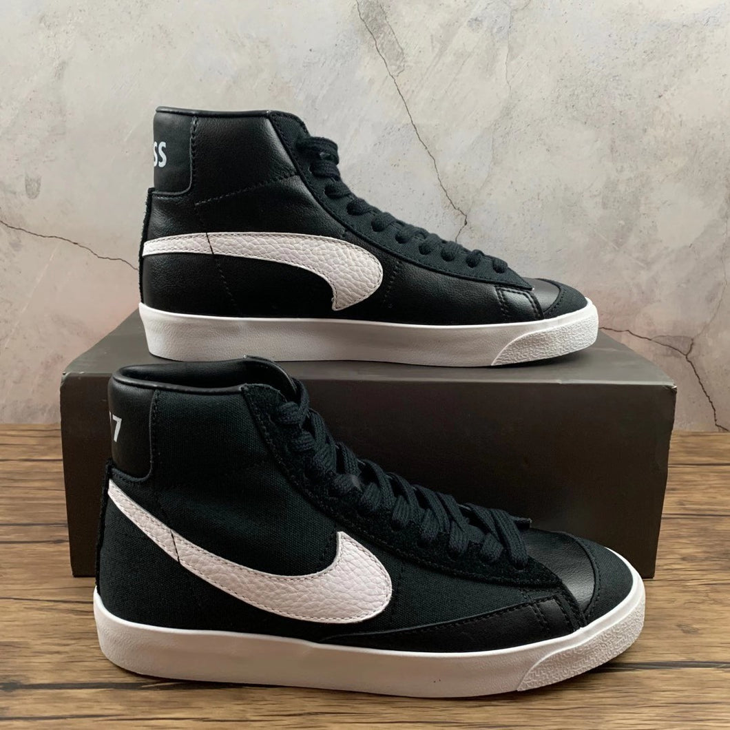 Blazer Mid Class 1977 x Slam Jam Black White