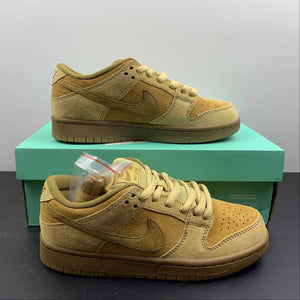 SB Dunk Low TRD QS Dune Twig-Wheat-Gum Med Brown