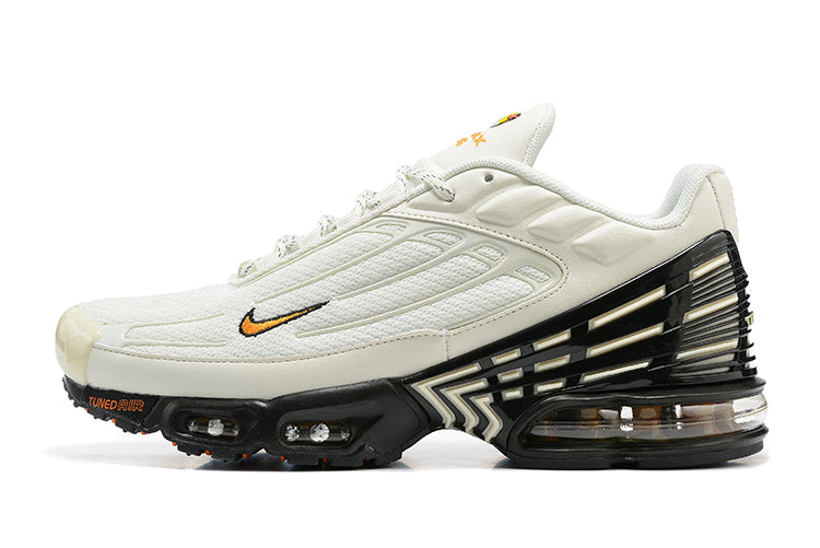 Air Max Plus 3 Light Bone Black Reflect Silver Univ Gold DO6385-001