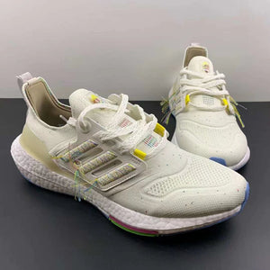 Adidas UltraBoost 22 White Light Yellow