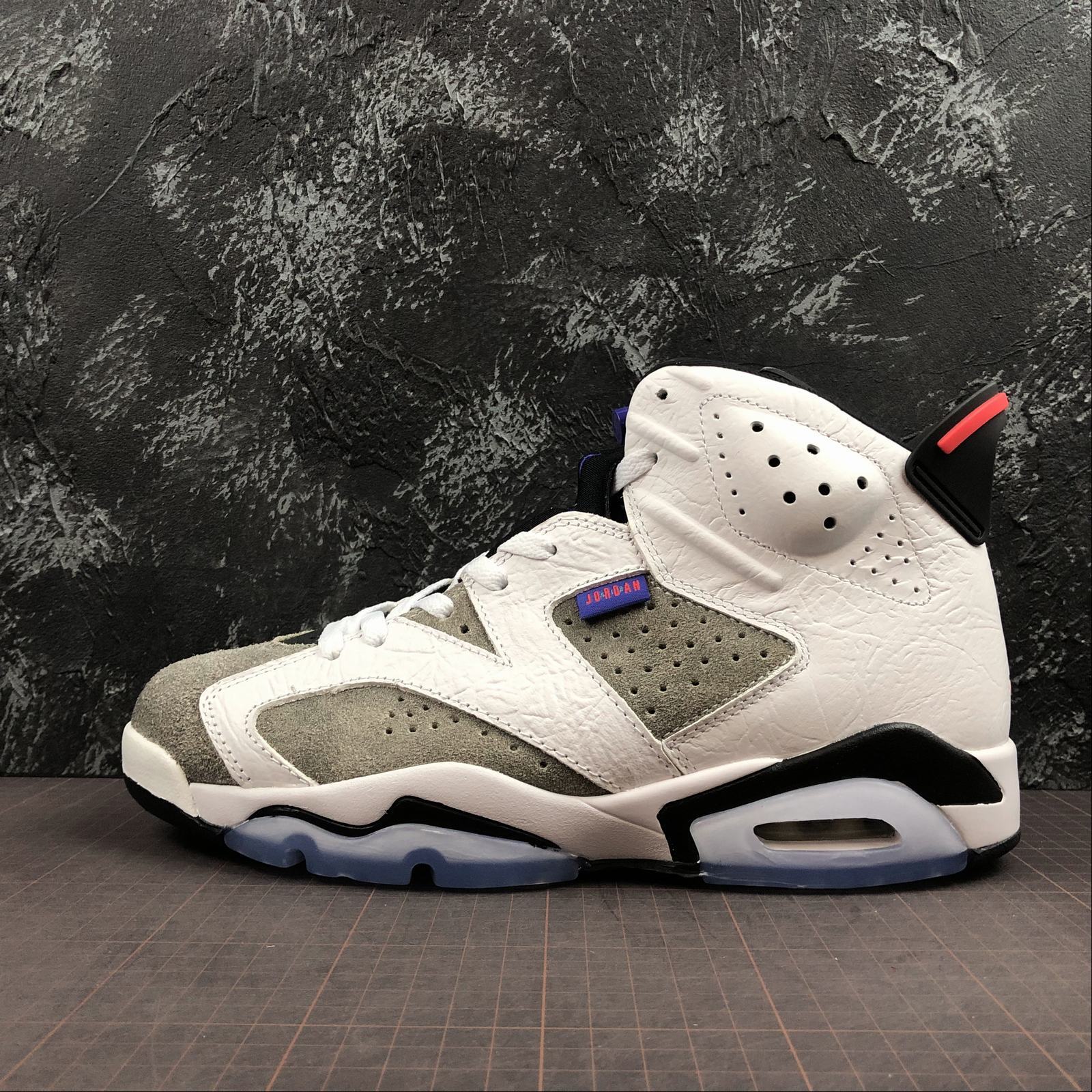 Retro 6 ltr deals white dark concord