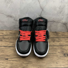 Cargar imagen en el visor de la galería, Air Jordan 1 Retro High OG Black Gym Red-Black-White (2021) 555088-060
