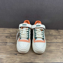 Cargar imagen en el visor de la galería, Adidas Forum 84 Low White Green Orange GY4125
