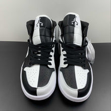 Cargar imagen en el visor de la galería, Air Jordan 1 Mid SE White Black-White
