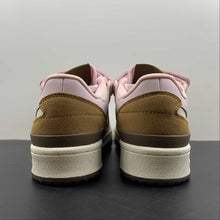 Cargar imagen en el visor de la galería, Adidas Forum Low White Brown Pink
