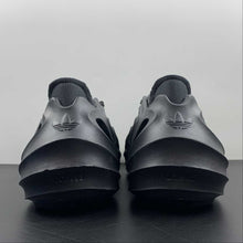 Cargar imagen en el visor de la galería, Adidas Adifom Q Black Carbon Gresix HP6582
