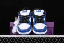 Cargar imagen en el visor de la galería, SB Dunk Low Pro PRM White Blue Black 304242-304
