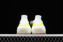 Cargar imagen en el visor de la galería, Adidas UltraBoost 21 White Volt Black
