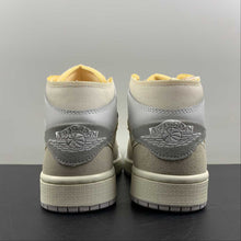 Cargar imagen en el visor de la galería, Air Jordan 1 Mid SE CRAFT White Neutral Grey-Phantom (2022)
