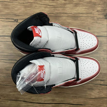 Cargar imagen en el visor de la galería, Air Jordan 1 High OG SP White Royal Red Black DA2728-100
