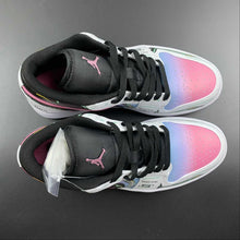 Cargar imagen en el visor de la galería, Air Jordan 1 Low “The Future” Pink Blue

